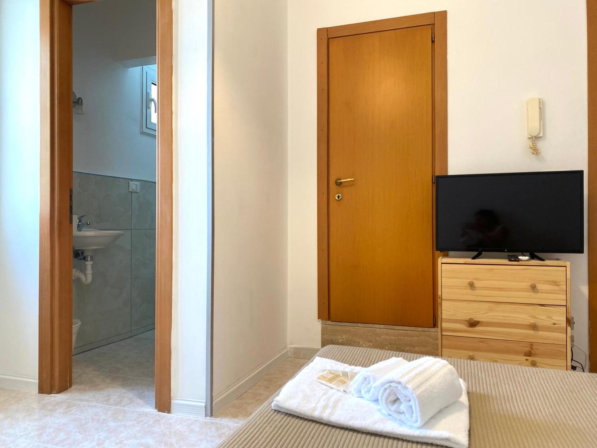 Dimora Santa Maria - Puglia Mia Apartments Monopoli Exterior photo